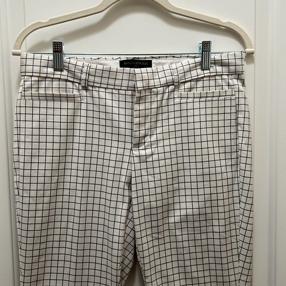 Banana Republic Pants NWOT - Picture 2 of 4